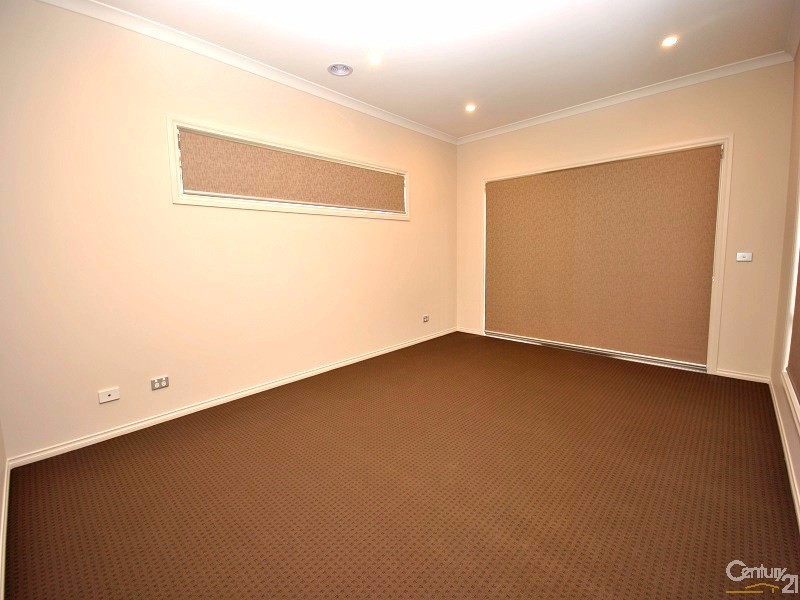 56A Cranbourne Drive, Cranbourne VIC 3977