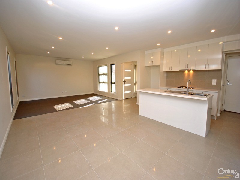 2/14A Webster Street, Dandenong VIC 3175