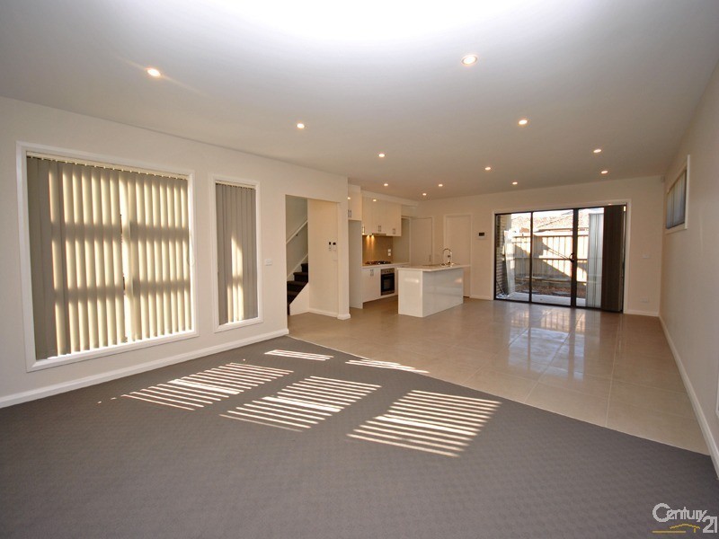 2/14A Webster Street, Dandenong VIC 3175