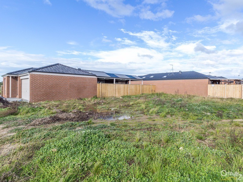 34 Heathcote Grove, Officer VIC 3809