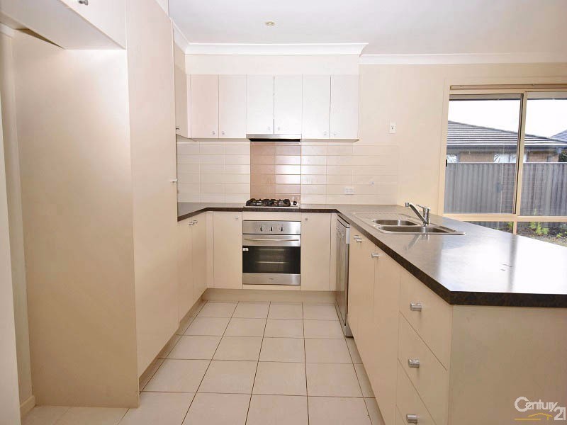 49 Pomegranate Way, Pakenham VIC 3810