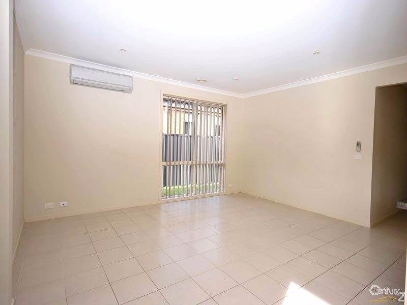 49 Pomegranate Way, Pakenham VIC 3810