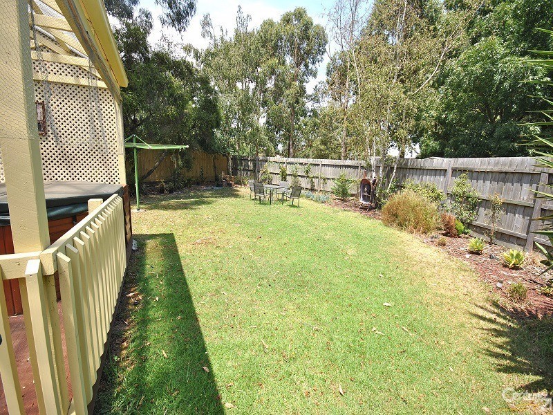 3 Roxy Close, Berwick VIC 3806