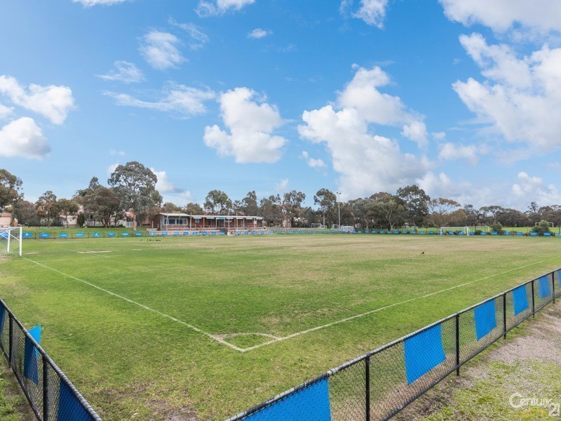 159 Mahoneys Road, Forest Hill VIC 3131