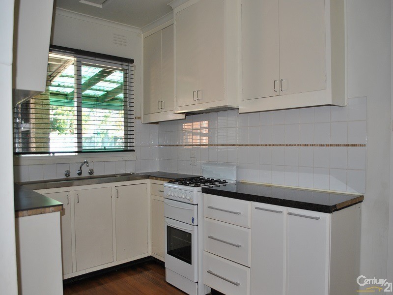 4 Barton Street, Dandenong North VIC 3175