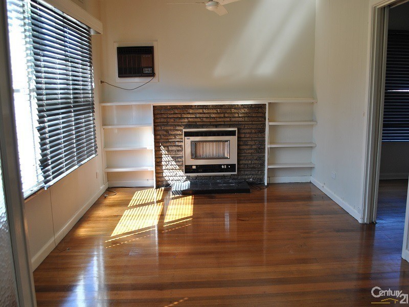 4 Barton Street, Dandenong North VIC 3175