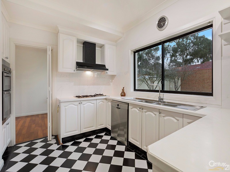 14 Bangalay Place, Berwick VIC 3806