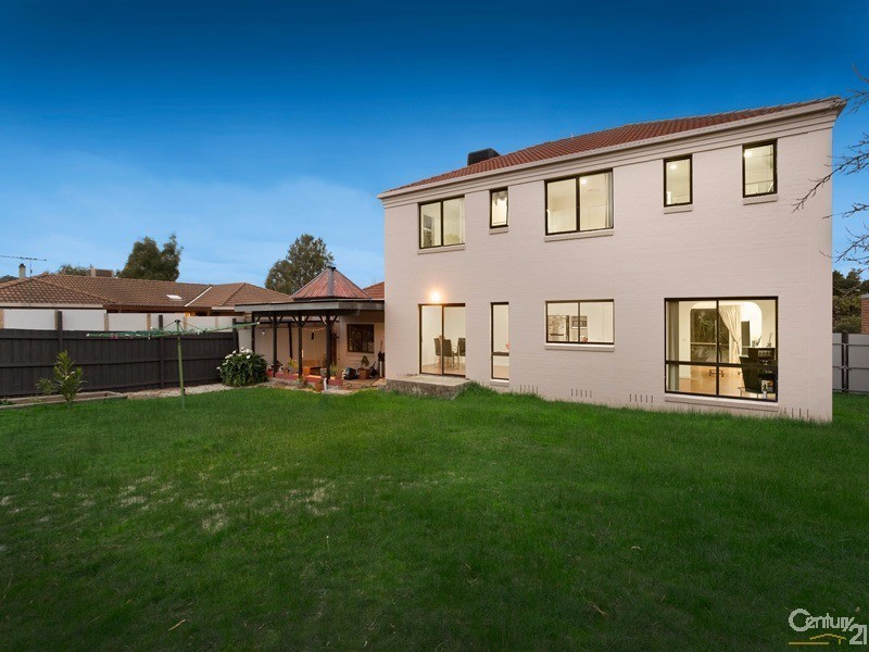 14 Bangalay Place, Berwick VIC 3806