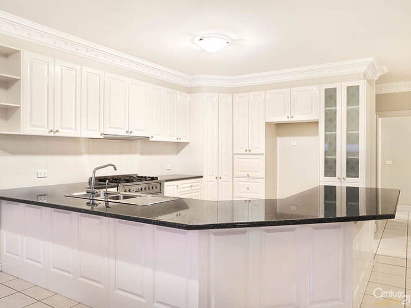 53 Sunningdale Crescent, Cranbourne VIC 3977