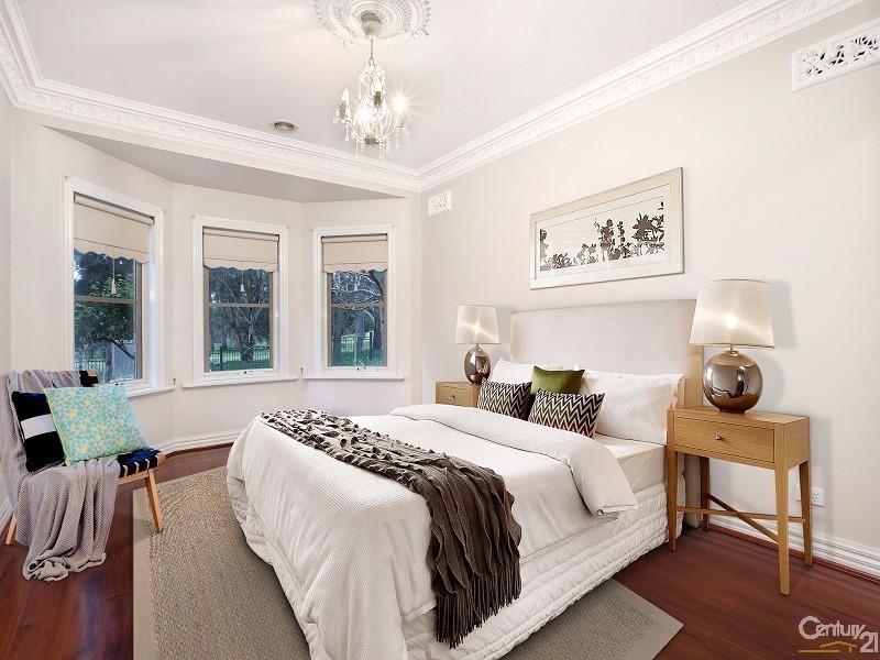 53 Sunningdale Crescent, Cranbourne VIC 3977