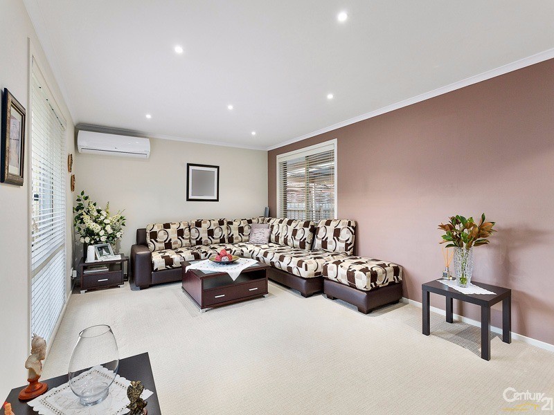 16 Redwood Avenue, Hampton Park VIC 3976