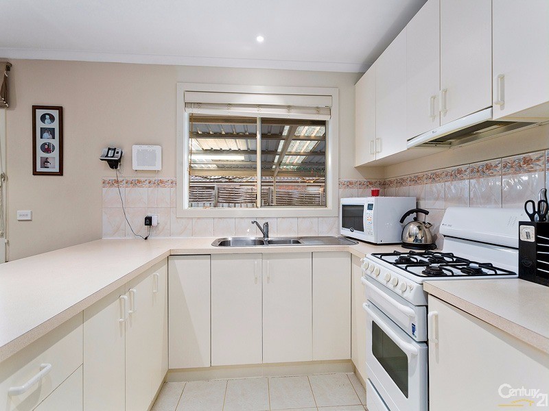 16 Redwood Avenue, Hampton Park VIC 3976