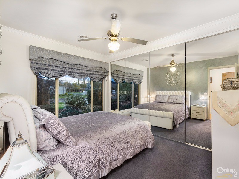 57 Tuileries Rise, Narre Warren South VIC 3805