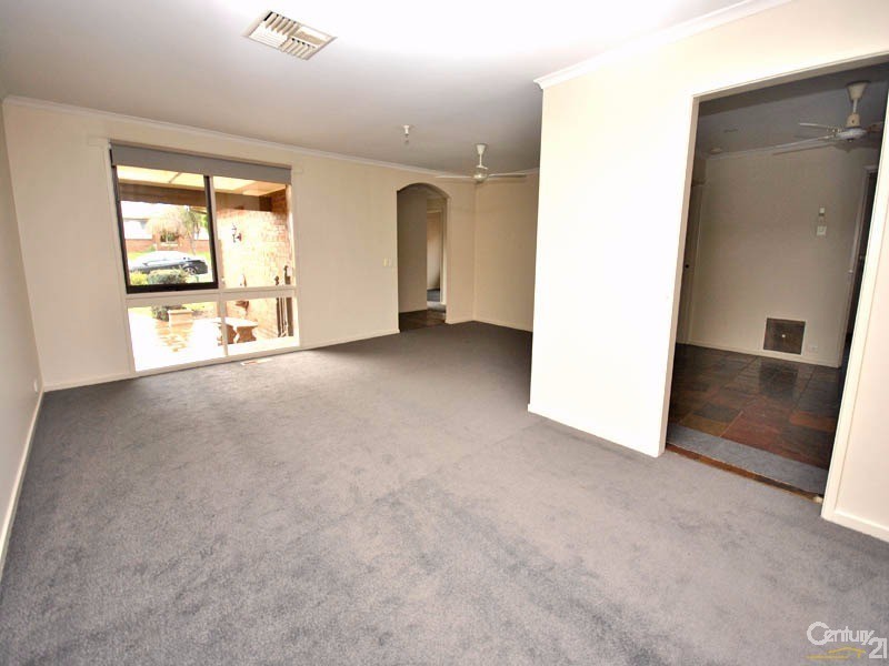93 Mansfield Street, Berwick VIC 3806