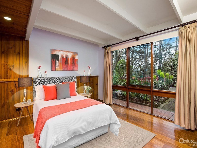 12 Oatlands Road, Narre Warren North VIC 3804