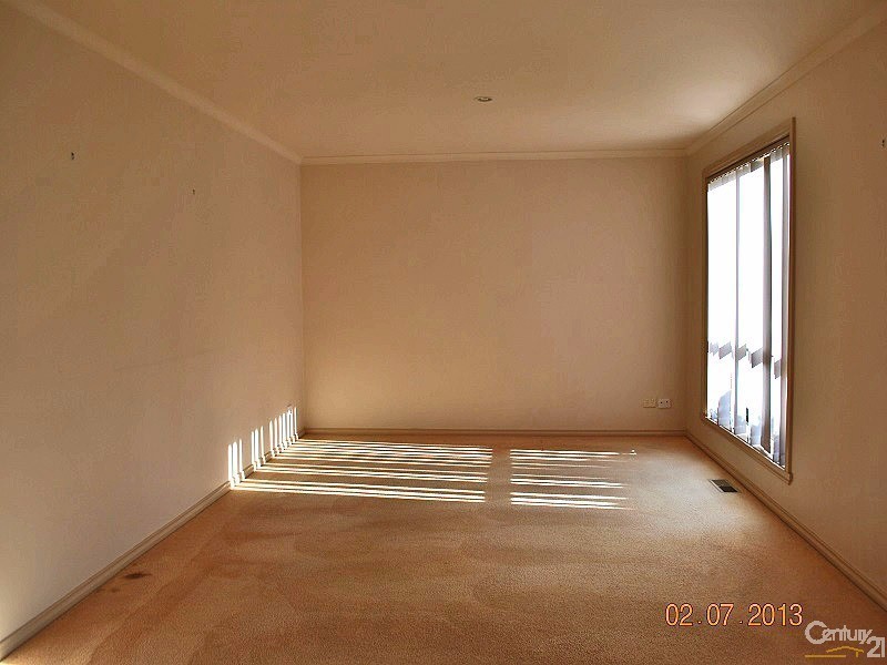 33 Milfull Court, Narre Warren North VIC 3804