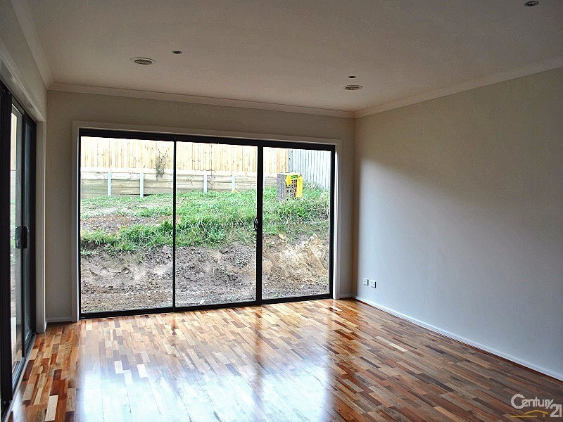 26 Bushlark Court, Berwick VIC 3806