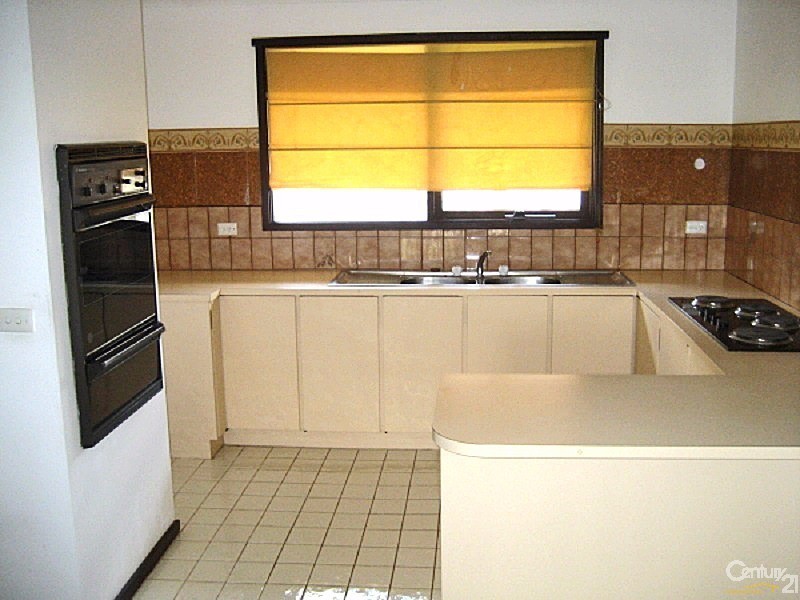 1 Escott Grove, Berwick VIC 3806