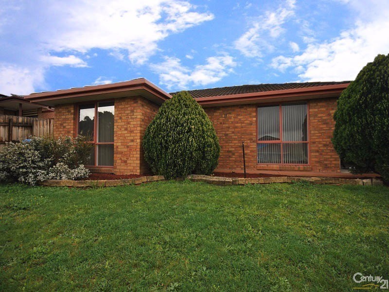 15 Weeden Crescent, Hallam VIC 3803