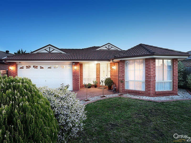 95 Bellevue Drive, Berwick VIC 3806