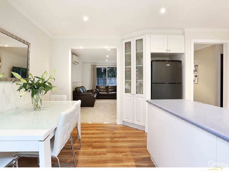 1/1 Bemersyde Drive, Berwick VIC 3806