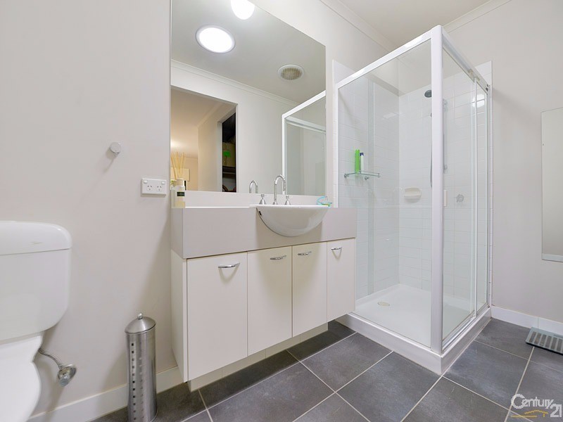 22 Bridgewater Boulevard, Berwick VIC 3806