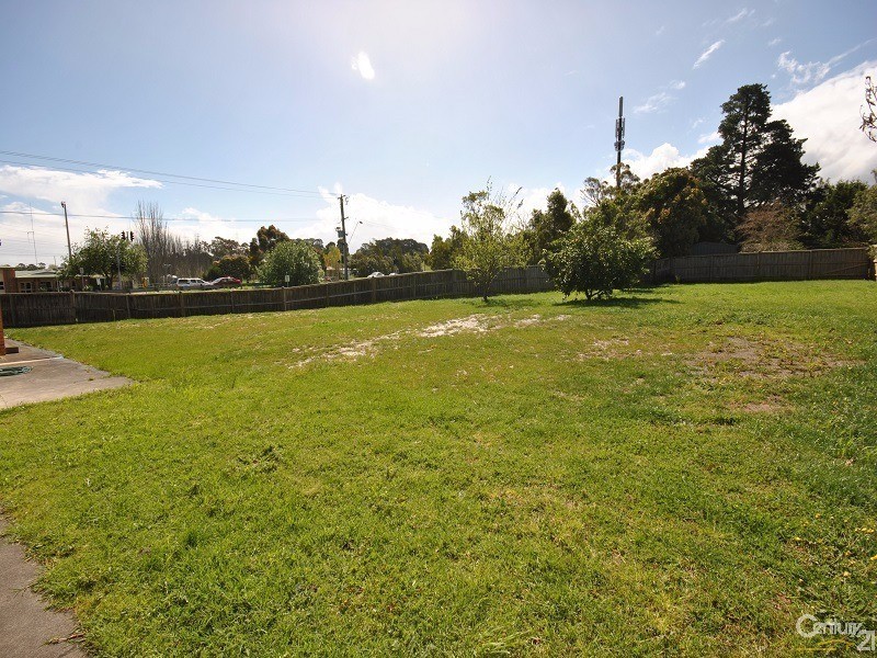 2 Crawley Road, Narre Warren North VIC 3804