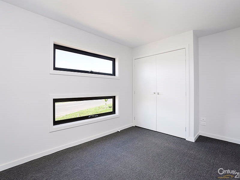 35 Cook Street, Drouin VIC 3818