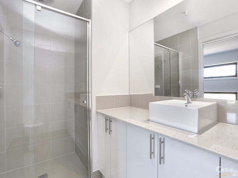 35 Cook Street, Drouin VIC 3818