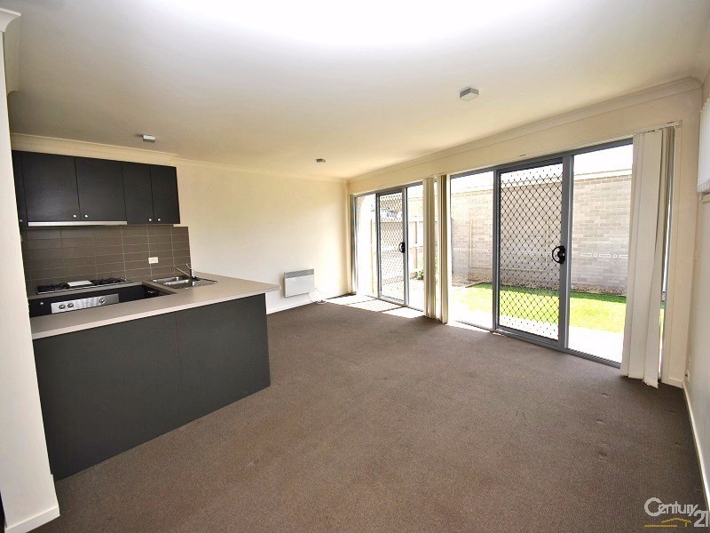 190 Paterson Drive, Lynbrook VIC 3975