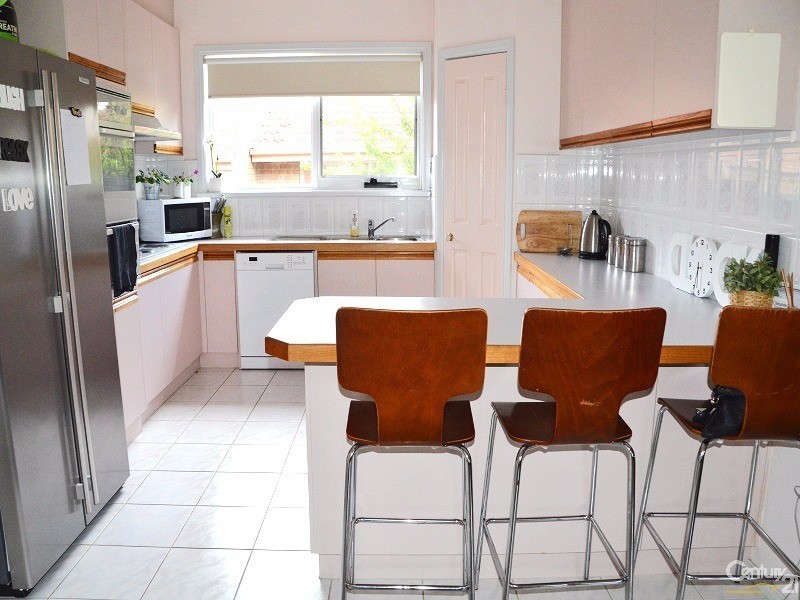 111 Telford Drive, Berwick VIC 3806