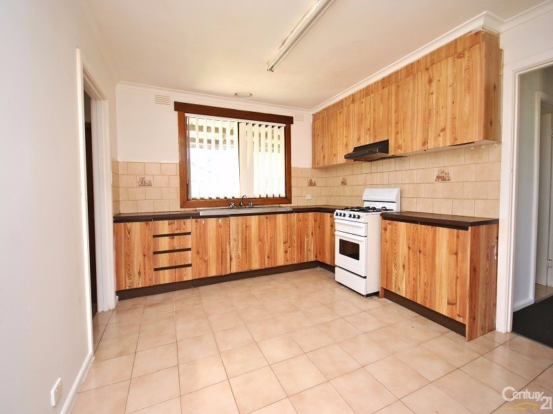 9 Lenaro Street, Dandenong VIC 3175