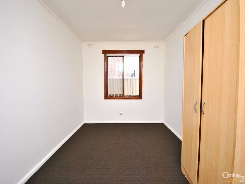 9 Lenaro Street, Dandenong VIC 3175