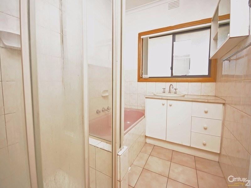 9 Lenaro Street, Dandenong VIC 3175