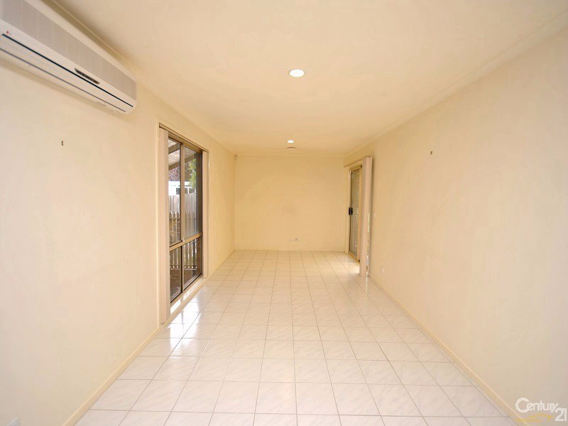 10 Browtop Road, Narre Warren VIC 3805