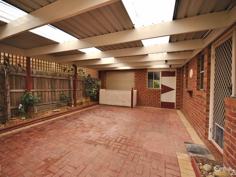 10 Browtop Road, Narre Warren VIC 3805