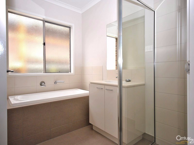 14 Viewbright Road, Clyde North VIC 3978