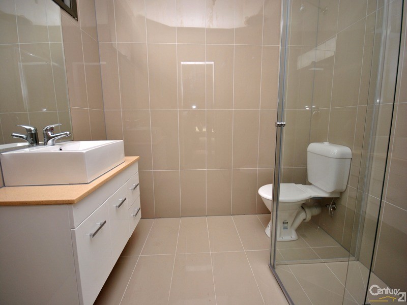 10-12 Grace Street, Cranbourne VIC 3977