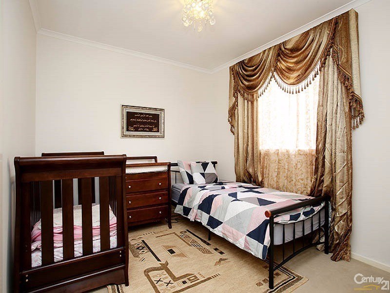 2/1 Lebanon Street, Dandenong VIC 3175
