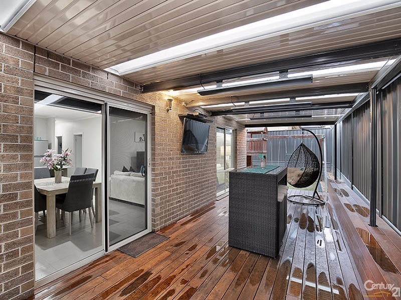 3 Karlson Way, Cranbourne North VIC 3977