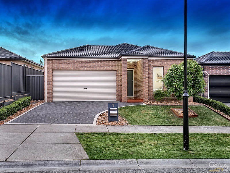 3 Karlson Way, Cranbourne North VIC 3977