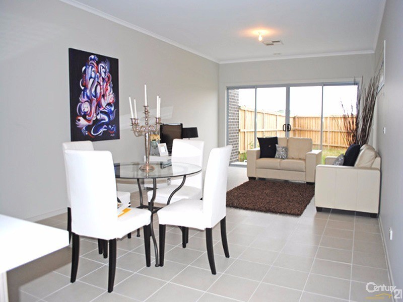 5/7 Roseville Court, Berwick VIC 3806