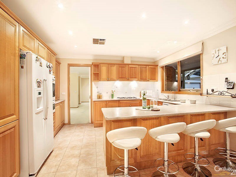 3 Cleveland Close, Narre Warren North VIC 3804