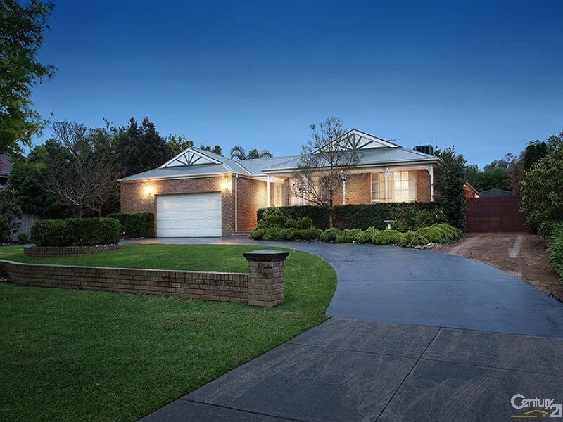 3 Cleveland Close, Narre Warren North VIC 3804