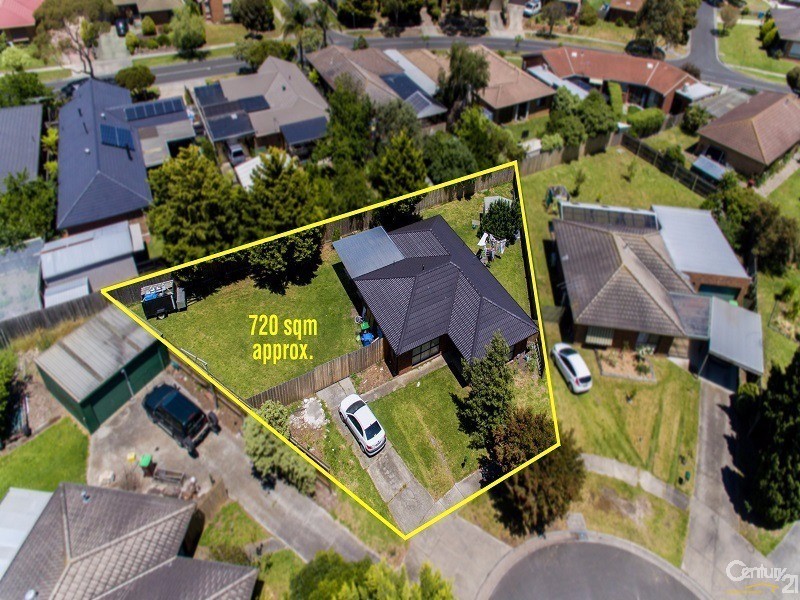 17 Ferncroft Court, Cranbourne North VIC 3977