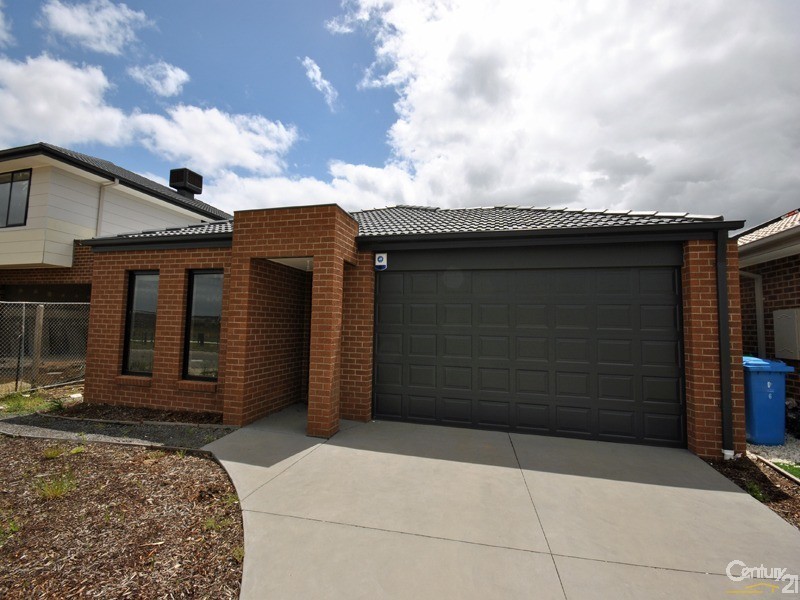 8 Lemongrove Place, Berwick VIC 3806