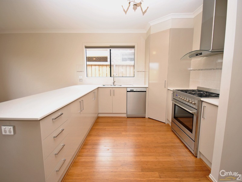 8 Lemongrove Place, Berwick VIC 3806