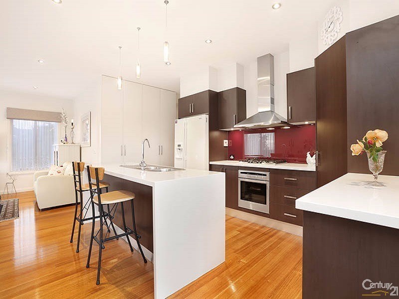 14 Yaldara Drive, Berwick VIC 3806