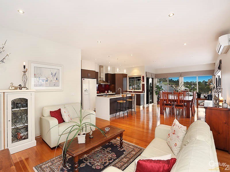 14 Yaldara Drive, Berwick VIC 3806