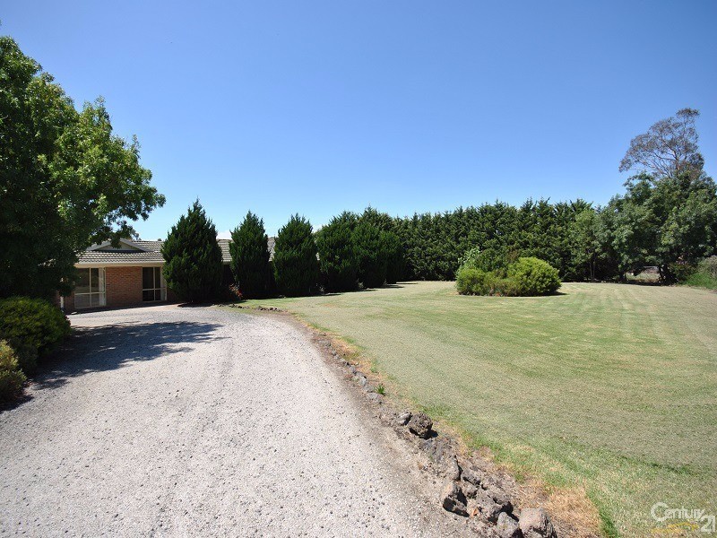40 Ryan Road, Pakenham VIC 3810